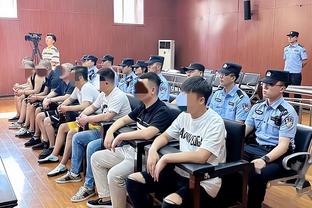 安永佳庆祝中国香港男足进入亚运会四强：很难用语言来形容！